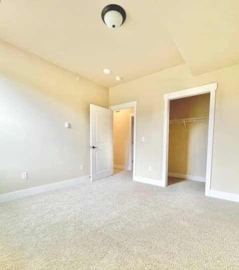 Welcome to Grant Creek Village Apartments