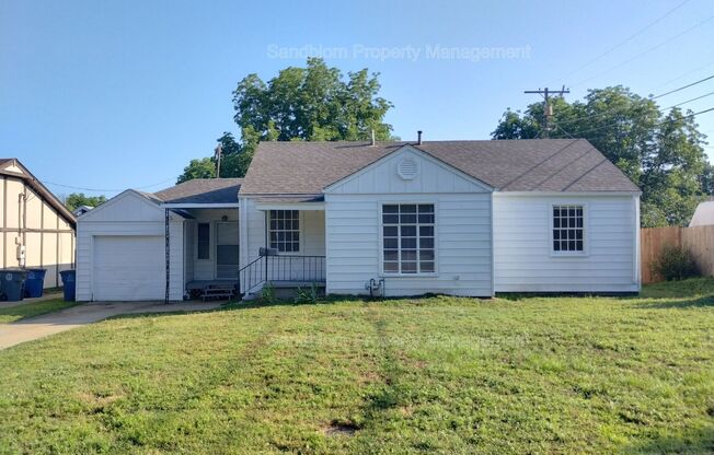 FOR LEASE | Tulsa | $1000 Rent | 2 Bed, 1 Bath Home
