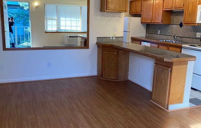 1 bed, 1 bath, 550 sqft, $1,595, Unit 640-306