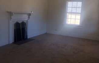 2 beds, 1 bath, $575