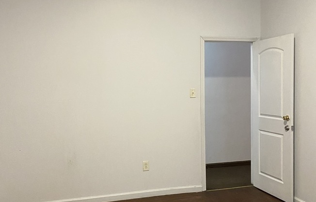 131 N 50 ST