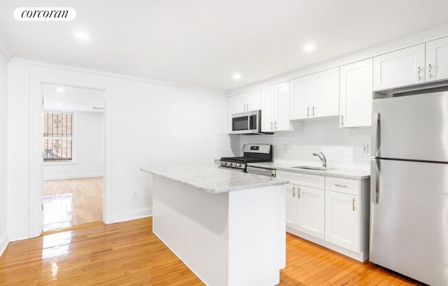 367 E 62 ST