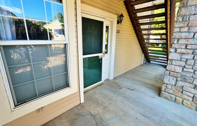 NEW Paint & Carpet in this Fantastic 2 Bed 2 Bath Condo in Meadow Hills V Cheery Creek Schools!!