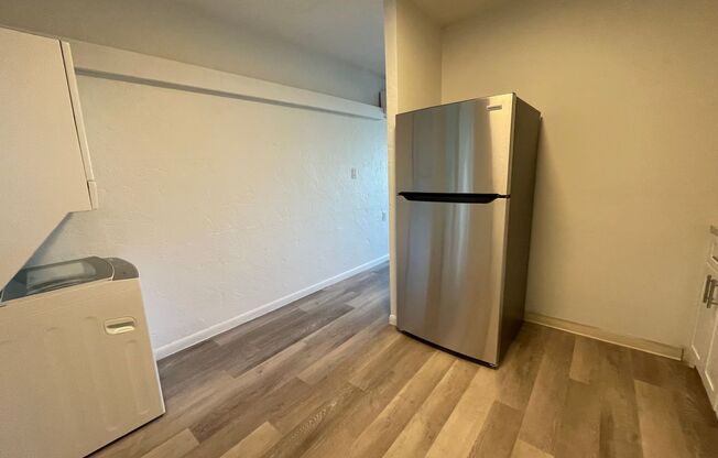 Ocala - 2 Bedroom, 1 Bath Duplex!