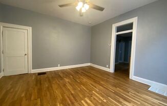 1 bed, 1 bath, $595, Unit 1/2