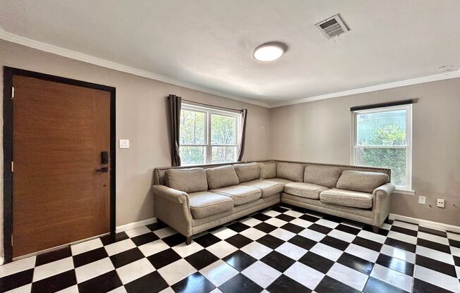 Devonshire Drive 2309