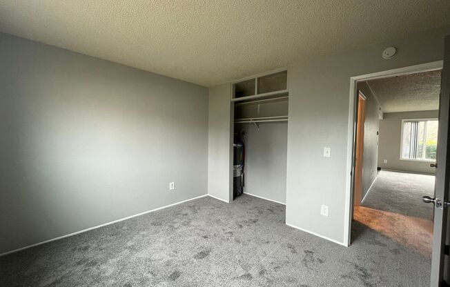 2 beds, 1 bath, 850 sqft, $1,495, Unit 05