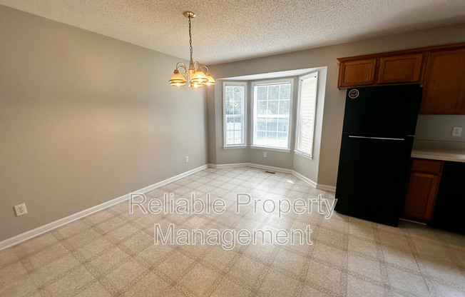 370 PARRISH FARM LN