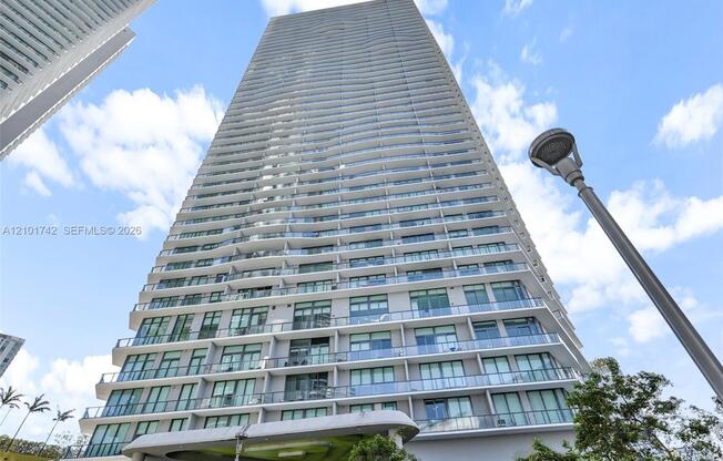 501 NE 31 ST