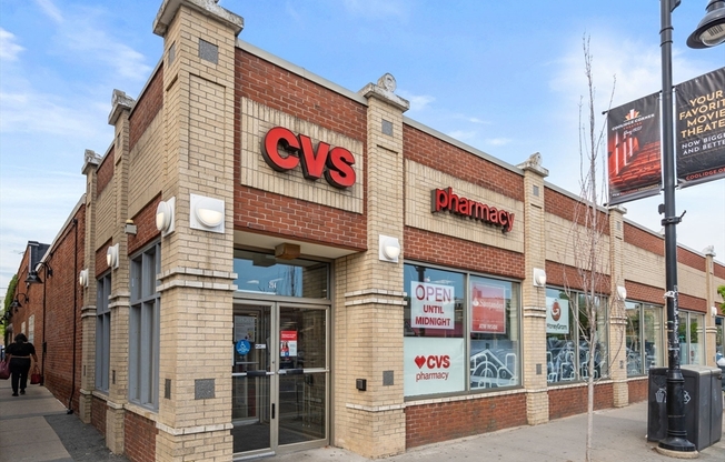 1 bed, 1 bath, 640 sqft, $3,550, Unit 506