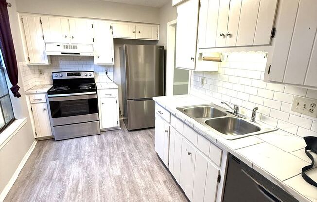 ** 3 bed 2.5 bath townhouse located by ACA ** Call our self showing number to schedule a tour 334-366-9198