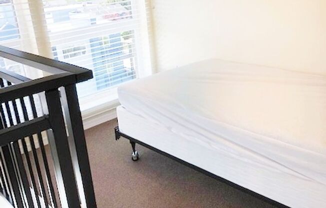 Studio, 1 bath, 230 sqft, $1,191, Unit F-07