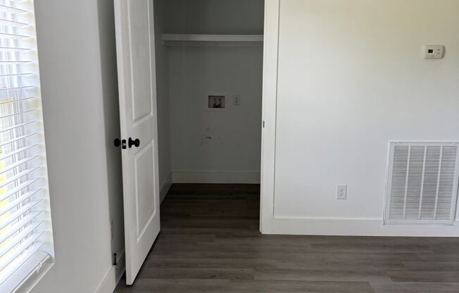 3 beds, 2.5 baths, 1,366 sqft, $1,549, Unit 1426