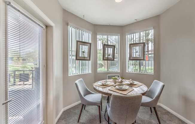 Dining area at Tribeca North Apartment Homes