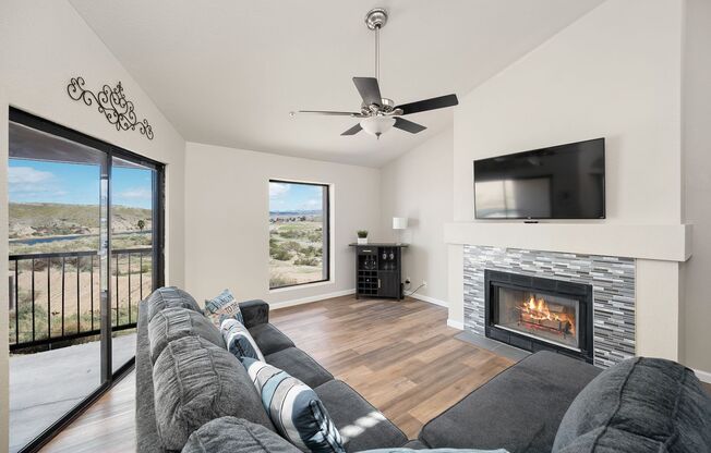 Waterfront Furnished 2BR Condo with Great RIVER & MOUNTAIN VIEWS