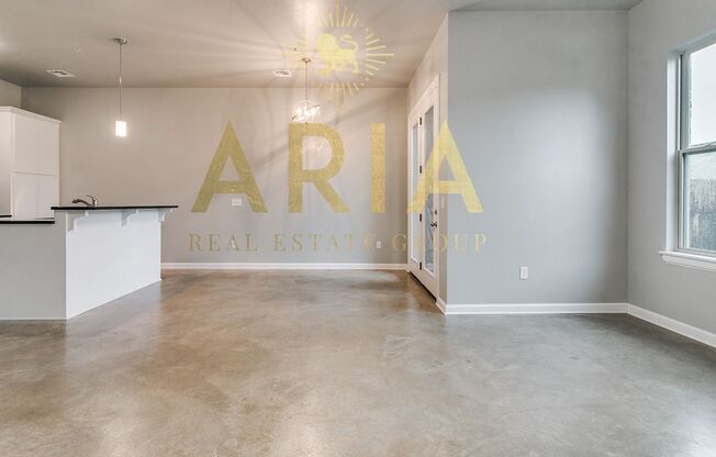 3 beds, 2.5 baths, 1,620 sqft, $1,725, Unit 4724 W. Main St.