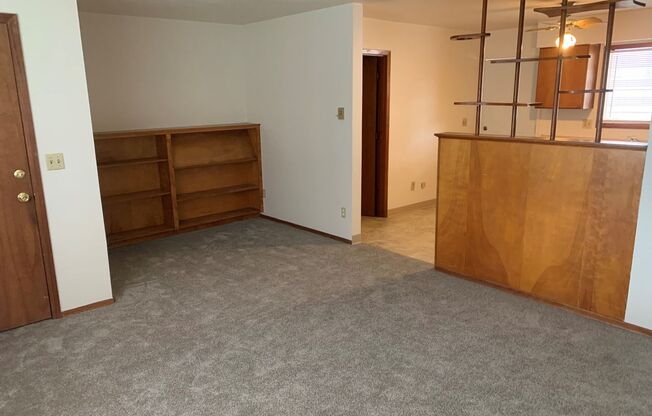 Recently Updated Duplex in the Kenilworth Neighborhood