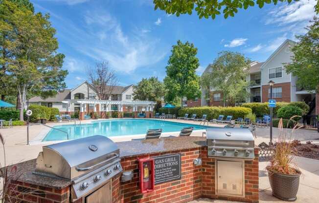 Southpoint Crossing Apartments in Durham, North Carolina Pool and BBQ Grills