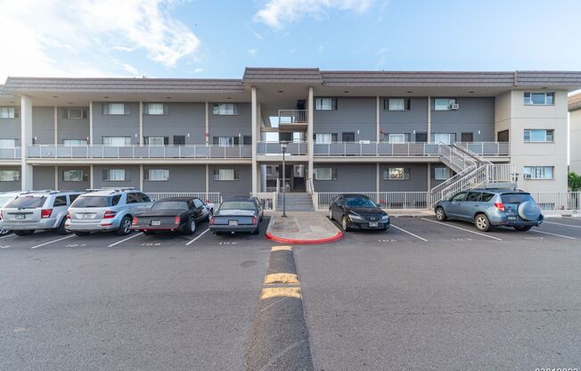 2 Bedroom, 1.5 Bath Condo in Foster Heights Villas