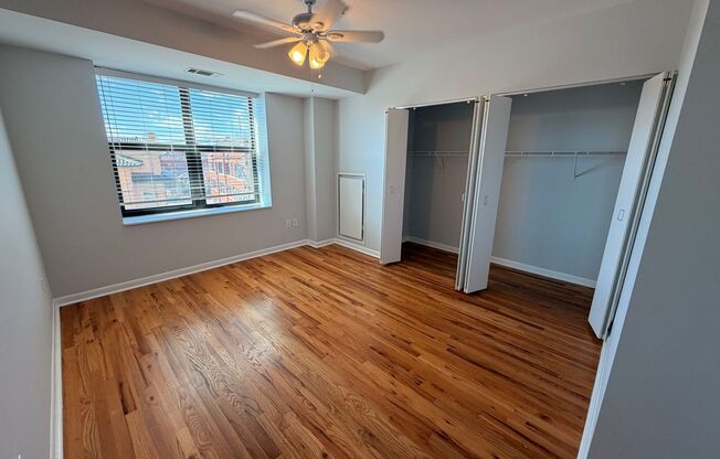 2 beds, 1 bath, 1,000 sqft, $2,200, Unit 204
