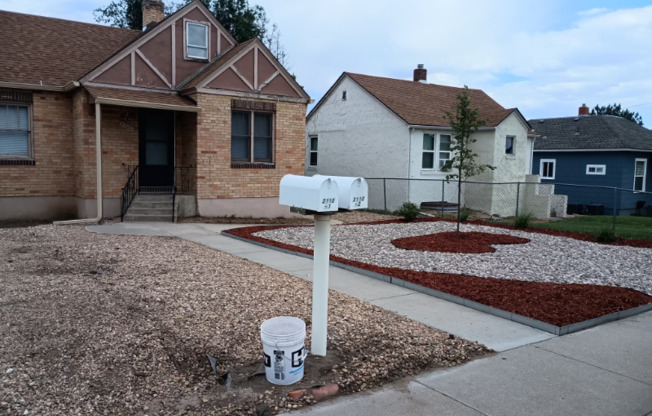 2110 10 AVE
