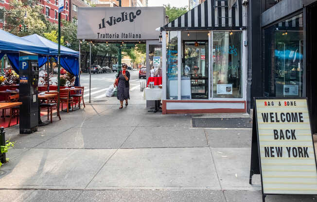 Find new diners and restaurants throughout the Upper West Side.