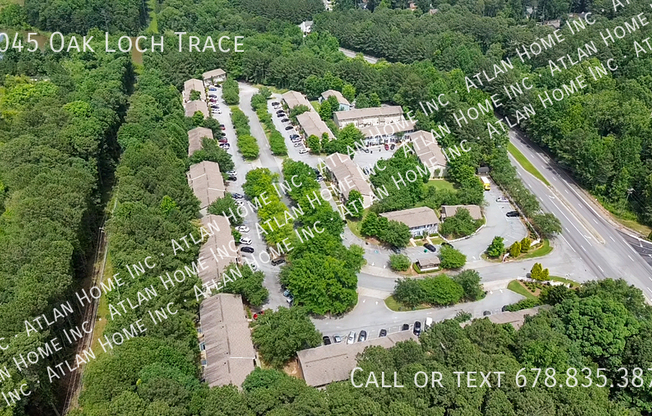 2045 OAK LOCH TRCE