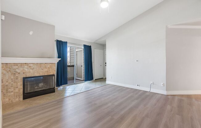 2-Bedroom/2 bath near Almaden Lake! - $3,400/mo