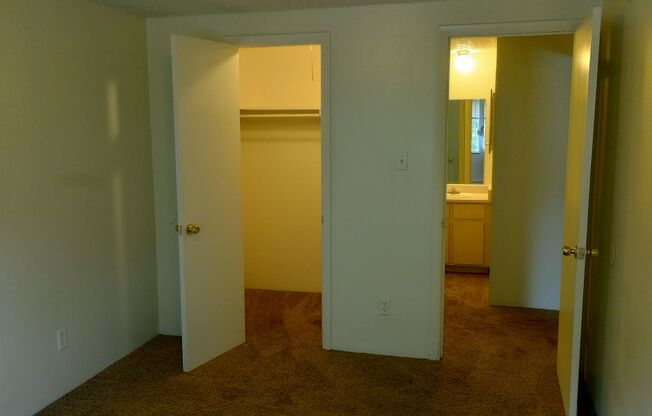 1 bed, 1 bath, $1,000