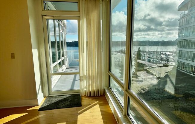 Downtown Waterfront Condo at The Harborside