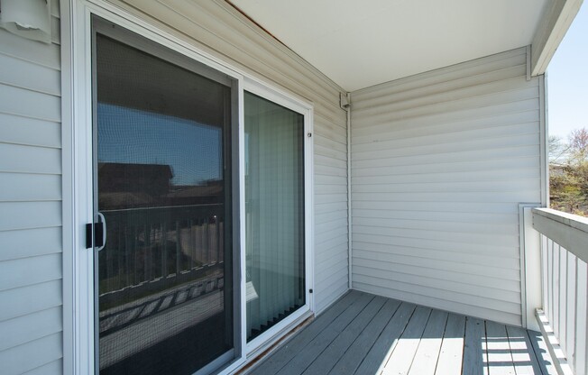 2 beds, 1 bath, 863 sqft, $1,690, Unit 307