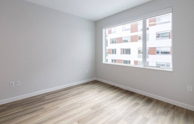 1 bed, 1 bath, 716 sqft, $4,030, Unit 406