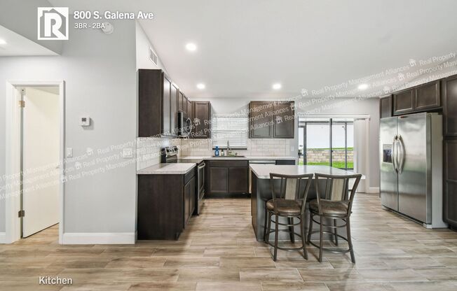 800 S GALENA AVE