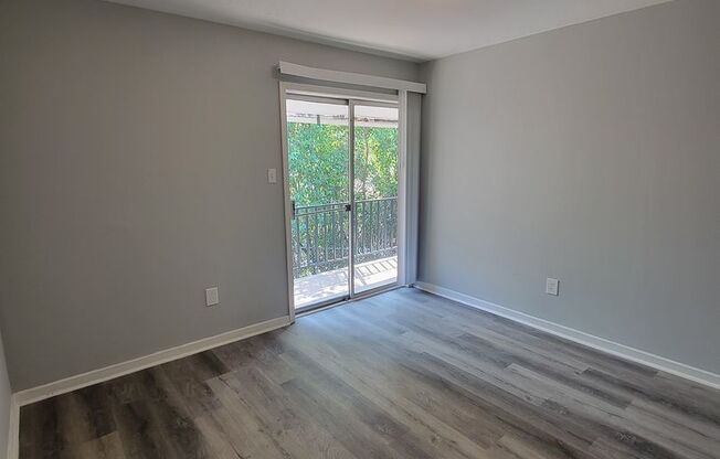 3 beds, 2 baths, 1,189 sqft, $1,200, Unit G7