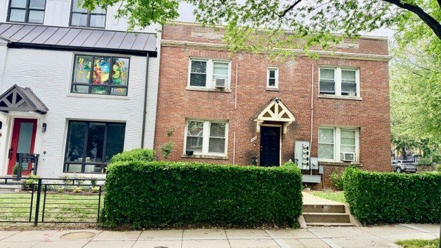 1424 STAPLES ST