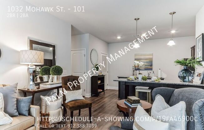 1032 MOHAWK ST