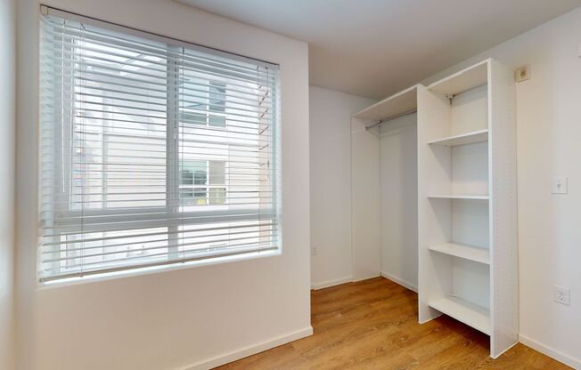 Studio, 1 bath, 176 sqft, $1,195, Unit 3420