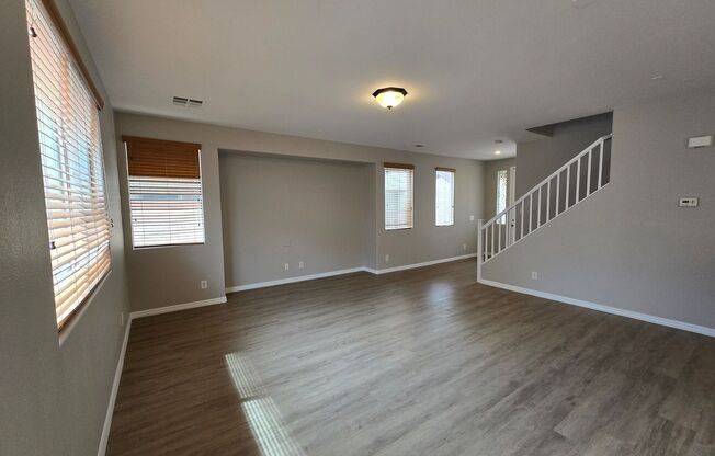 Rhodes Ranch 2 Story Rental