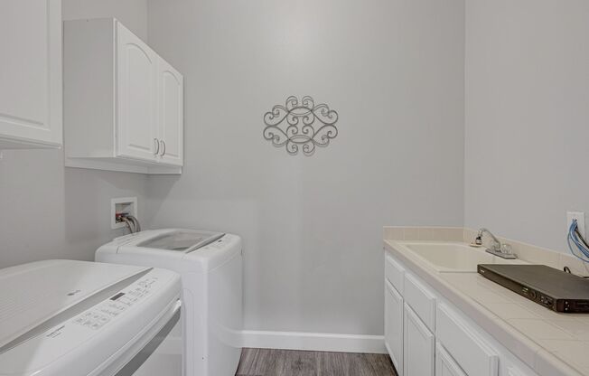 3 beds, 3.5 baths, $5,295