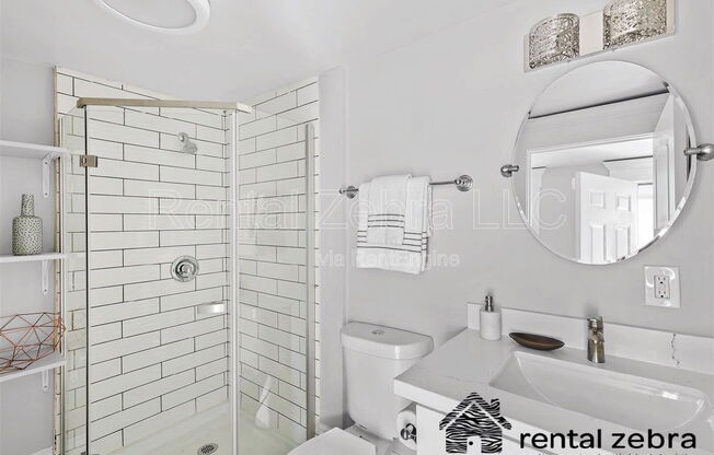 1823 1/2 DELAWARE ST