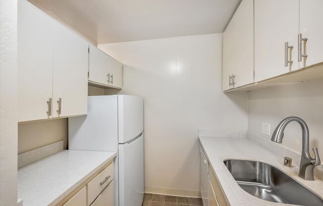 1 bed, 1 bath, $2,950, Unit 207