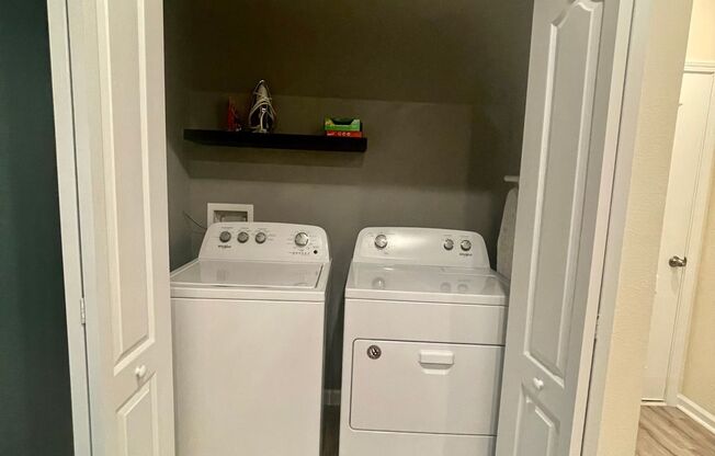 Immaculate Baypointe Townhome -