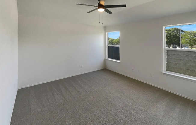 1610 COTTONWOOD CT