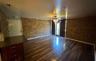 2 beds, 1 bath, $1,325