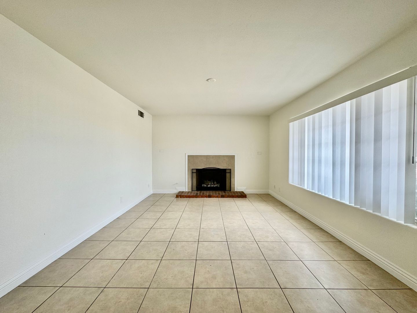 Home for Rent! 3beds W/ Pool! Recently renovated