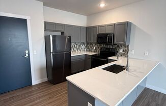 1 bed, 1 bath, 760 sqft, $1,300, Unit 207