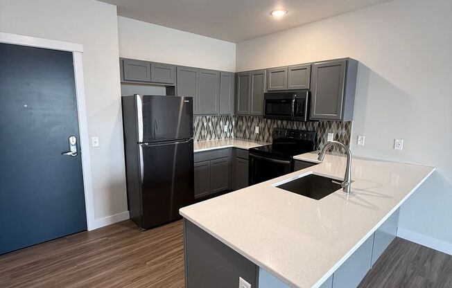 1 bed, 1 bath, 760 sqft, $1,300, Unit 207