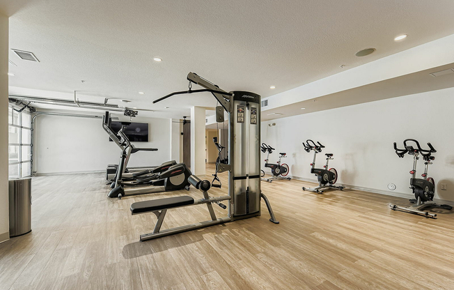 828 Broadway - Web Quality - 005 - 08 Exercise Room