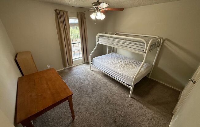2 beds, 2 baths, $1,995, Unit # 209