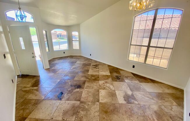 Spacious 4 Bedroom, 2.5 Bath in Avondale